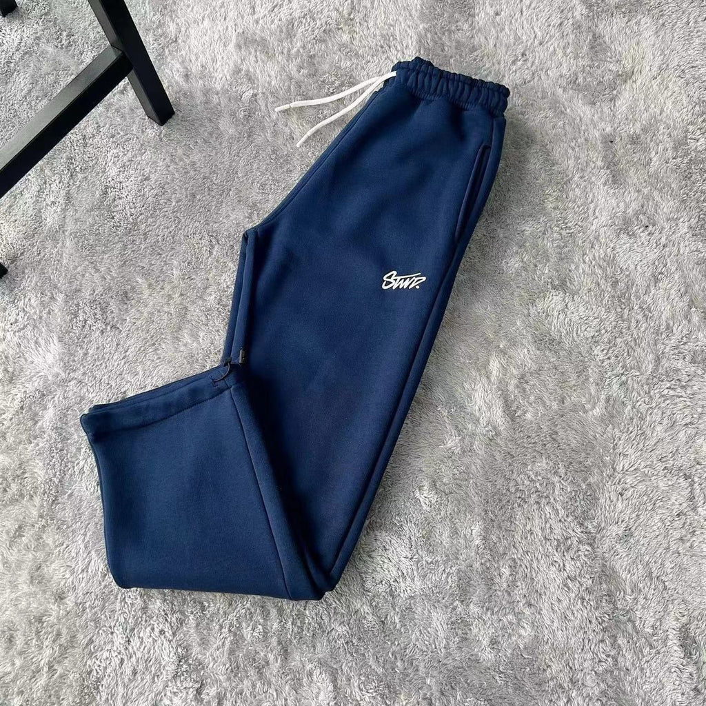 Minimalist Graphic Fleece Sweatpants – Jet Black