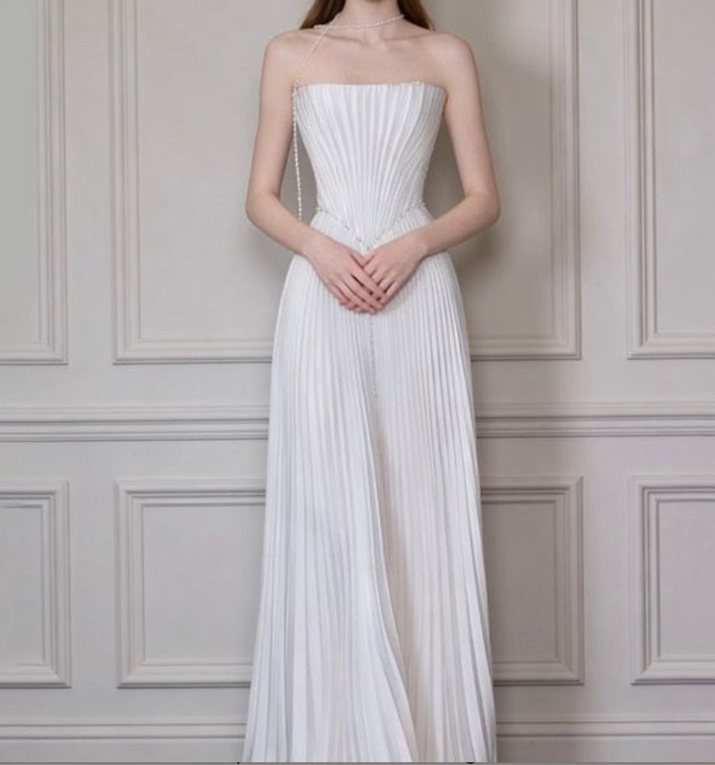 Women’s floor-length strapless pleated dress