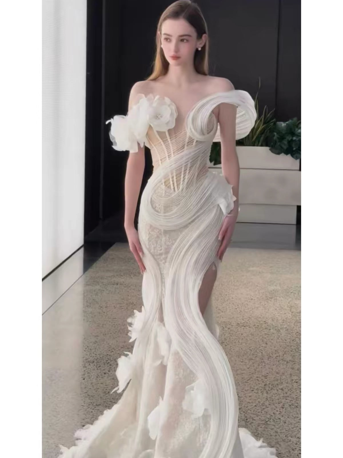 Ethereal Ripple Trumpet Gown Wedding Dress